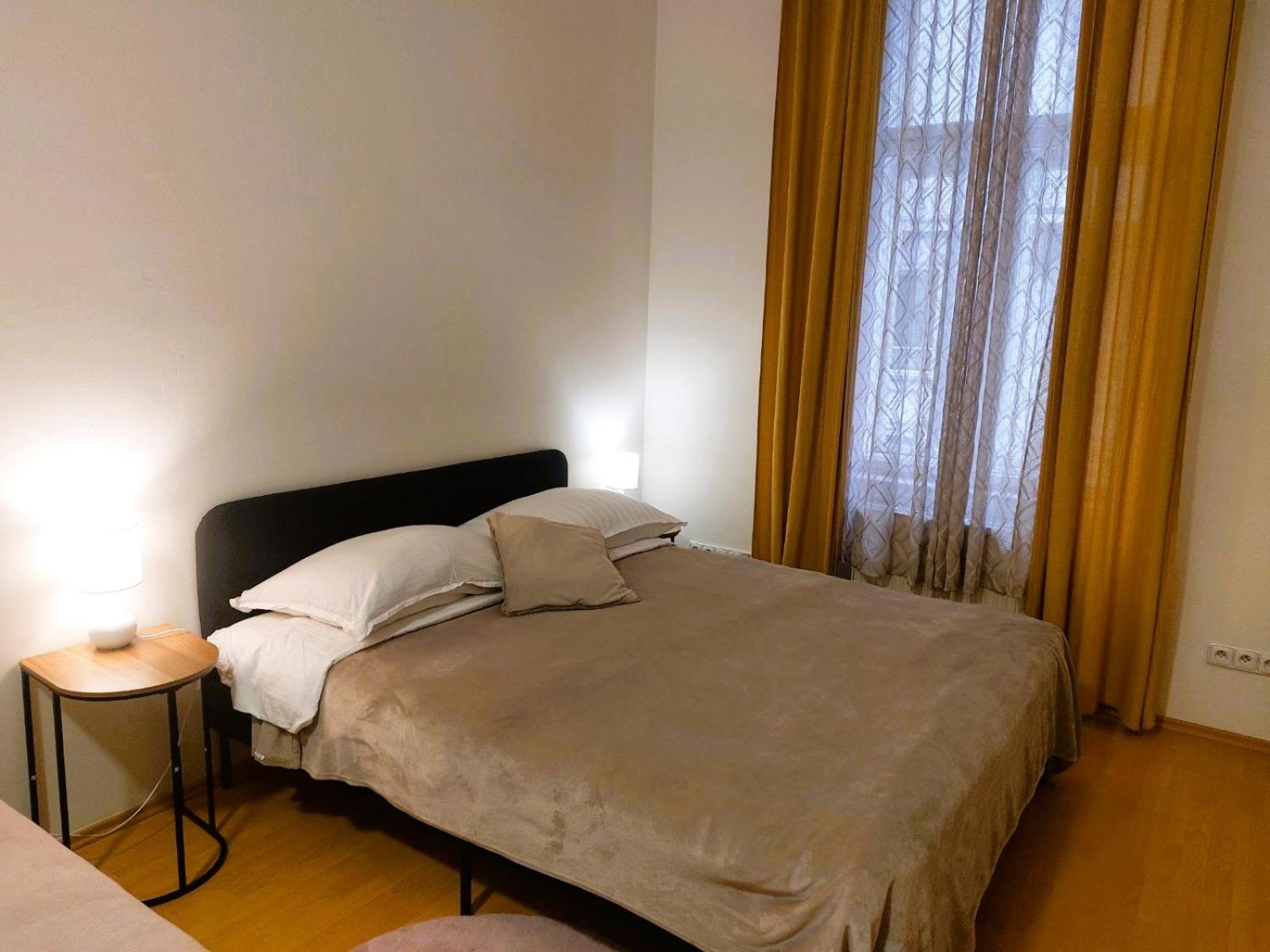 Prostorny V Centru 3 Kk 80 M2 Apartment