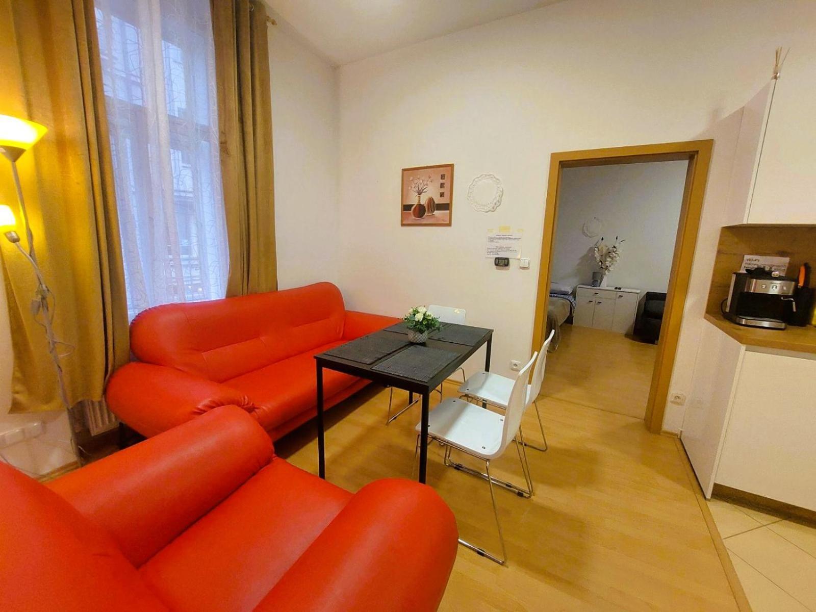 Prostorny V Centru 3 Kk 80 M2 *